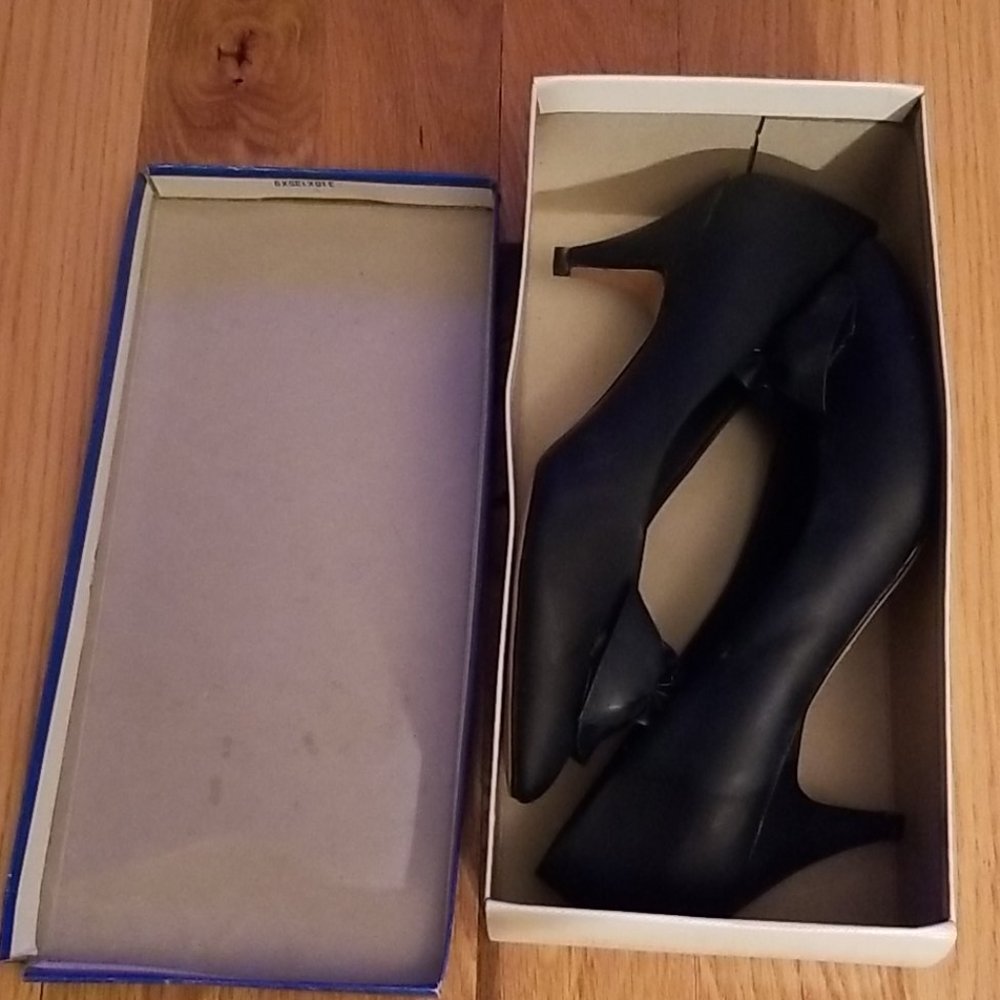 Trinkets Heels Black